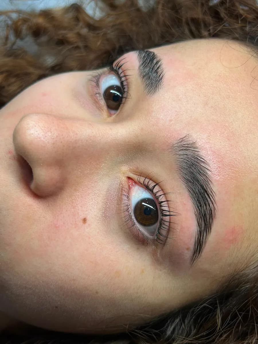 Lifting de pestañas y cejas